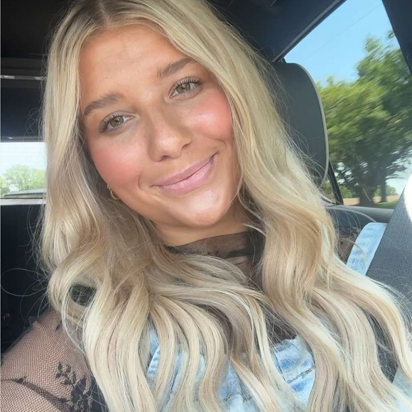 laurynoverholse